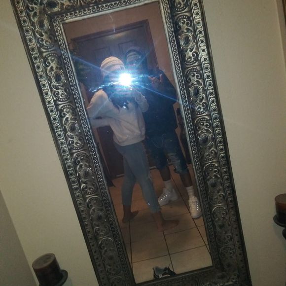 Meet your Posher, Anohvyahh - Picture 1 of 1